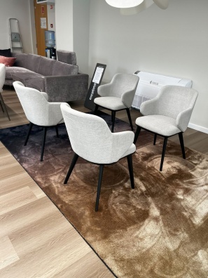 Foyer karfás étkezőszék - 4db kiállított - myhome